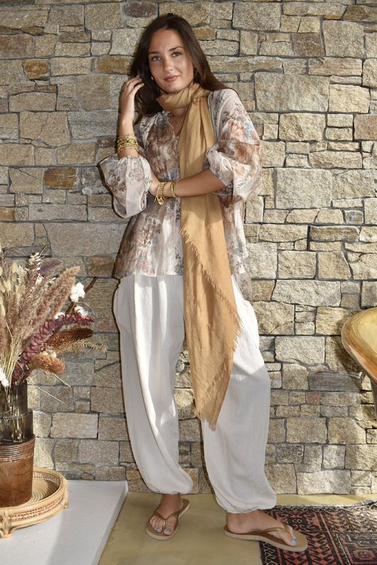 Rustic Peony Blouse Mocha